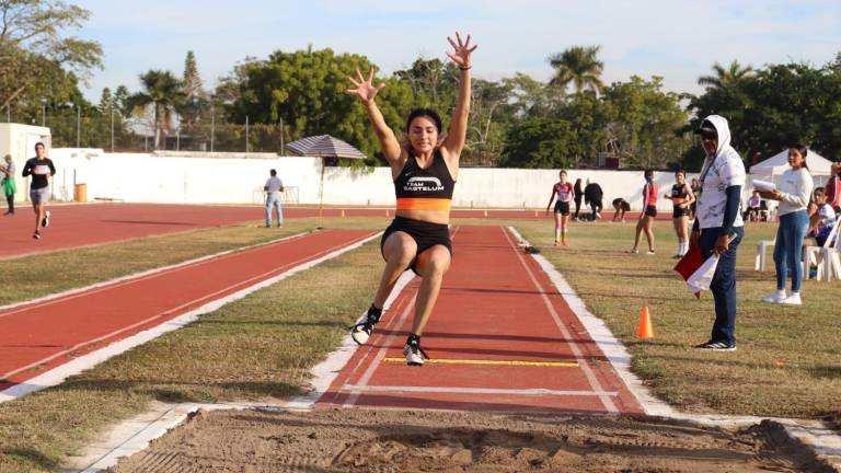 Derrochan talento más de 200 atletas sinaloenses en Zonal de atletismo