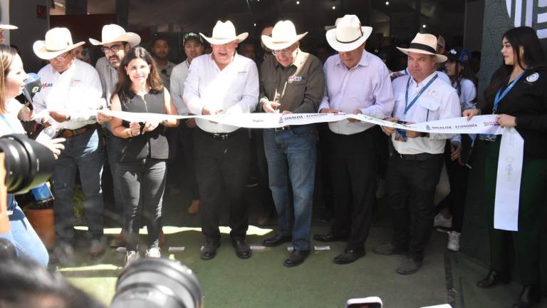 La inauguración de la Expo Agro 2023 fue encabezada por el Gobernador Rubén Rocha Moya.