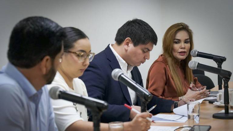 Sesión de la Comisión de Derechos Humanos del Congreso de Sinaloa.