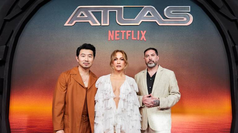 Causa furor Jennifer Lopez en su visita a México para promover su película ‘Atlas’