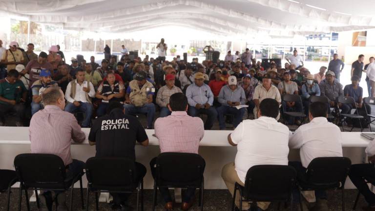 Manifestantes Liberan La Autopista Del Sol Y A 13 Funcionarios 8327