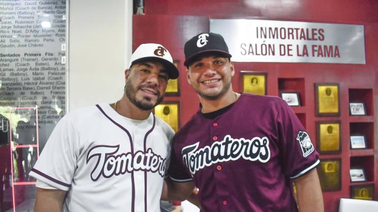 Conoce la nación guinda la nueva piel de Los Tomateros de Culiacán