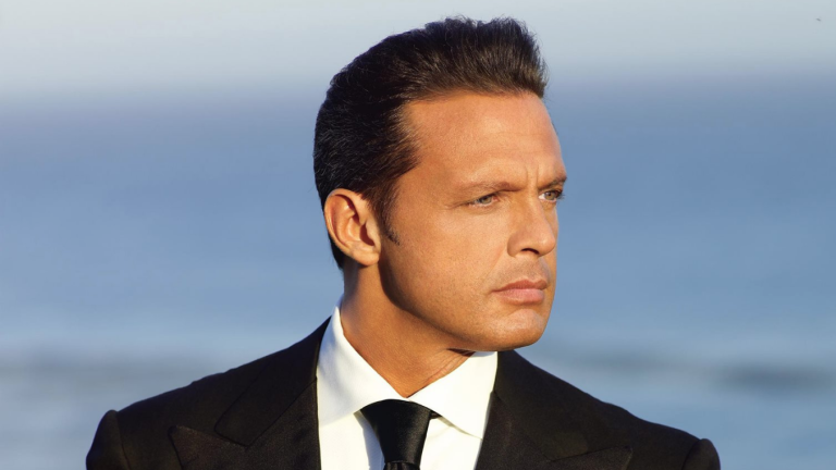 Luis Miguel.