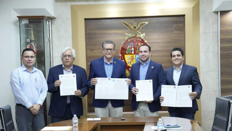 El acuerdo fue firmado por los diputados y el Secretario General del Stase.