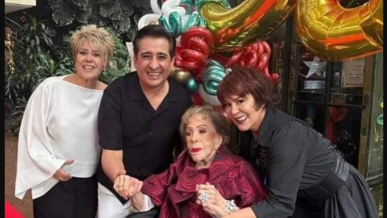 Celebran a Silvia Pinal sus 94 años de vida