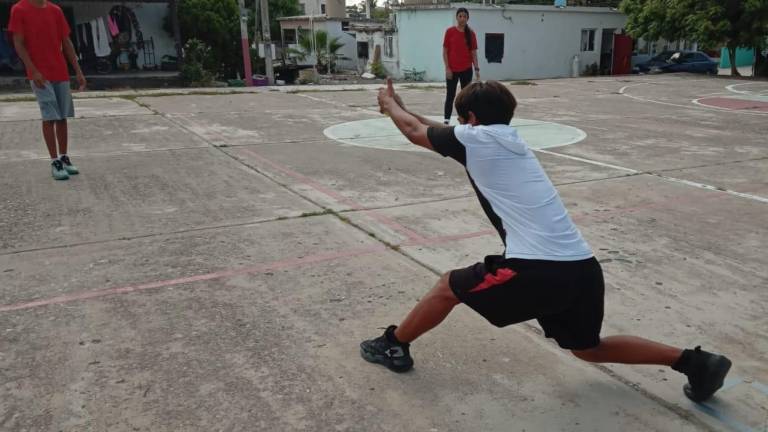 La llama de la Olimpiada Estudiantil llegó a la Isla de la Piedra