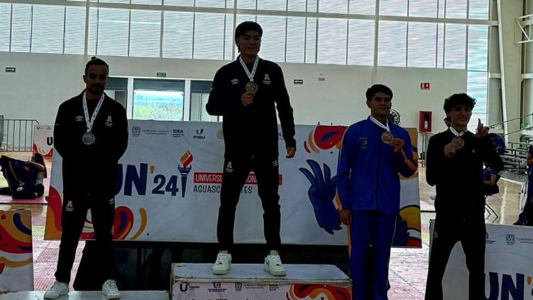 Se convierte Hiroto Yoshii en campeón nacional universitario de karate