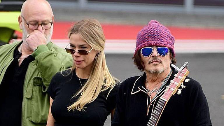 Johnny Depp con fue captado con su novia, la rusa Yulia Vlasova.