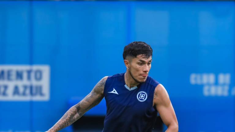 Cruz Azul terminaría a la brevedad relación con Carlos Salcedo