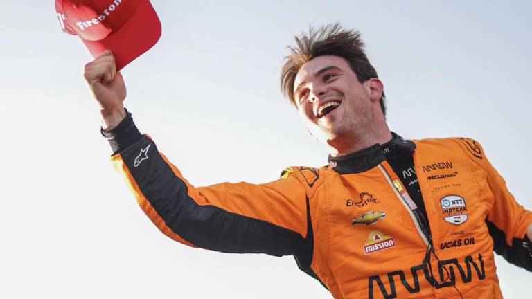 Pato O’Ward gana la carrera de Milwaukee en la IndyCar