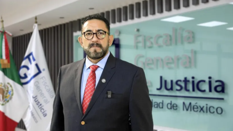 El Fiscal de la CDMX, Ulises Lara, asegura que no rescataron a Javier Corral, ex Gobernador de Chihuahua.