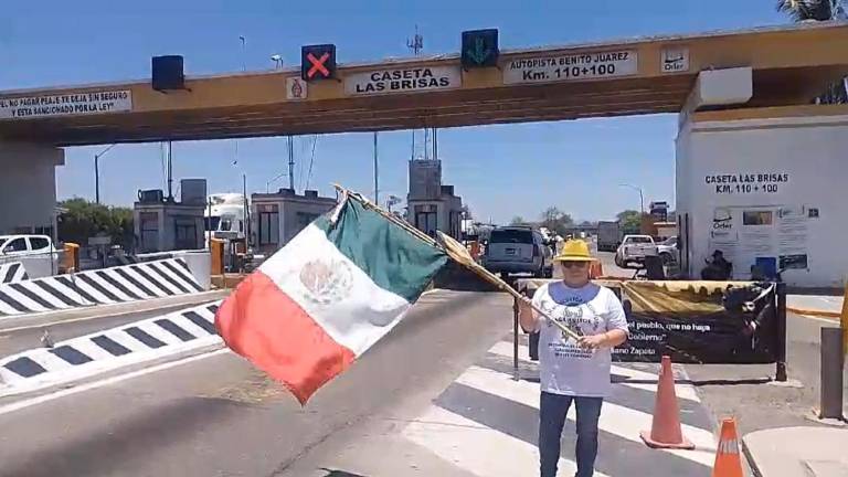 Productores toman caseta de cobro en Las Brisas, en Angostura; dejan libre al tránsito