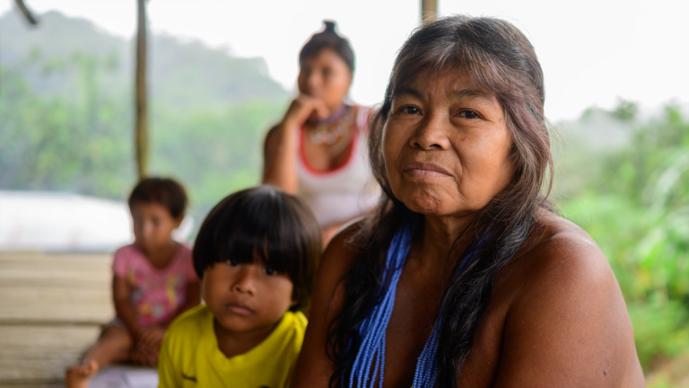 El dinero para financiar proyectos ambientales difícilmente llega a mujeres indígenas y afrodescendientes.