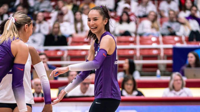 Melanie Parra durante un partido con TCU.