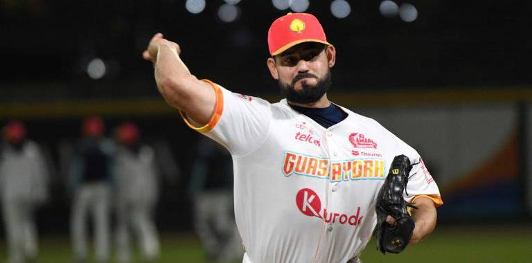 Naranjeros viene de atrás para igualar la serie ante Algodoneros