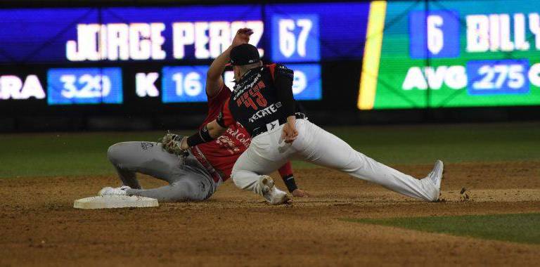 Charros se lleva la serie.