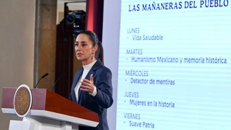 La Presidenta de México Claudia Sheinbaum Pardo en su primera conferencia mañanera.