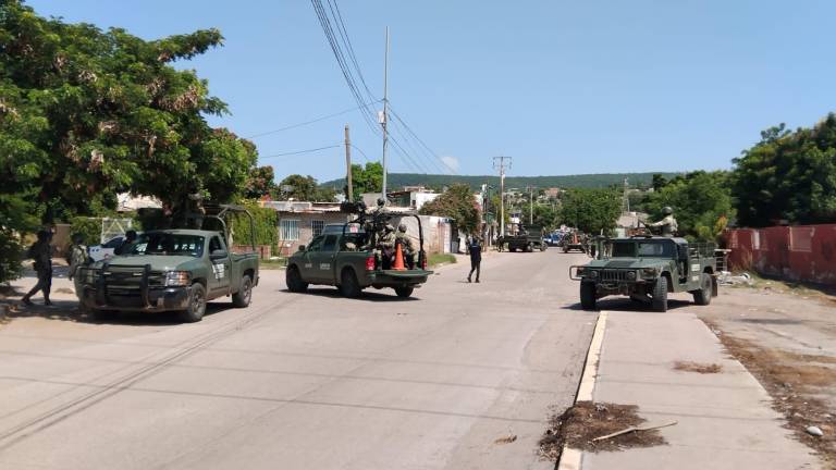 Reportan privación de la libertad de dos personas que instalaban un portón en la 21 de Marzo, en Culiacán