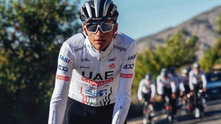 Isaac del Toro continúa acumulando experiencia en la Vuelta a España.