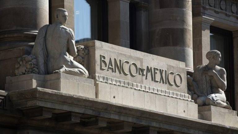 Banxico recorta 25 puntos base su tasa de interés interbancaria; la deja en 10.25%