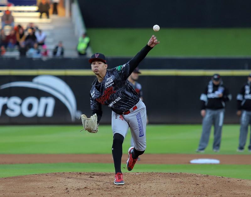 $!Se reanuda este viernes serie entre Venados y Naranjeros