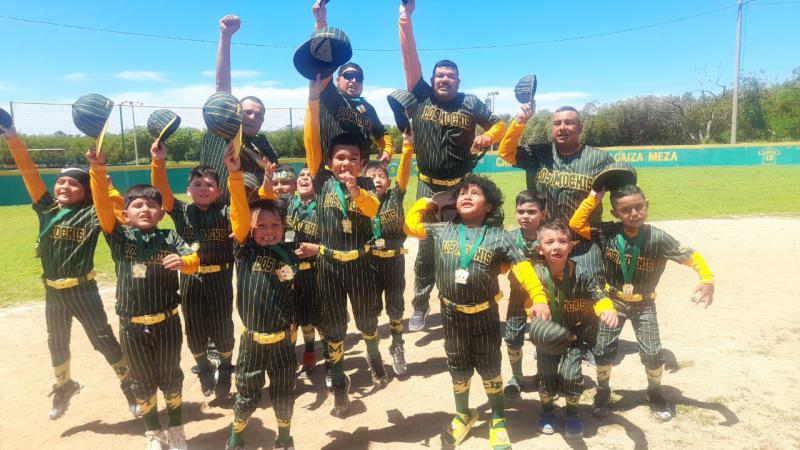 $!Ahome Verde se alza con la corona del Nacional categoría Escuelita