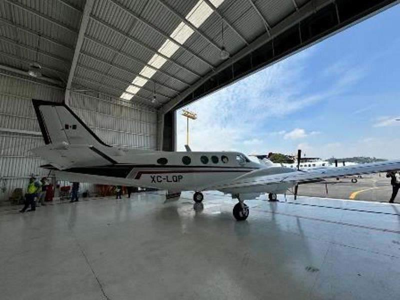 $!• Lote 250. Aeronave marca Beechcraft C 90, número de serie LJ 958, matrícula XC-LQP, modelo 1981. Precio sin IVA.