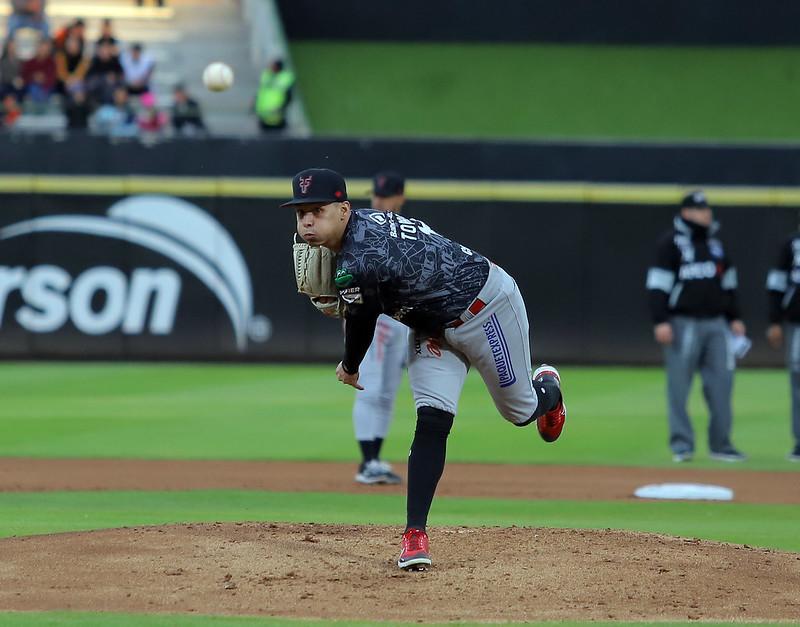 $!Falla el relevo y Venados cae ante Naranjeros en arranque de playoffs