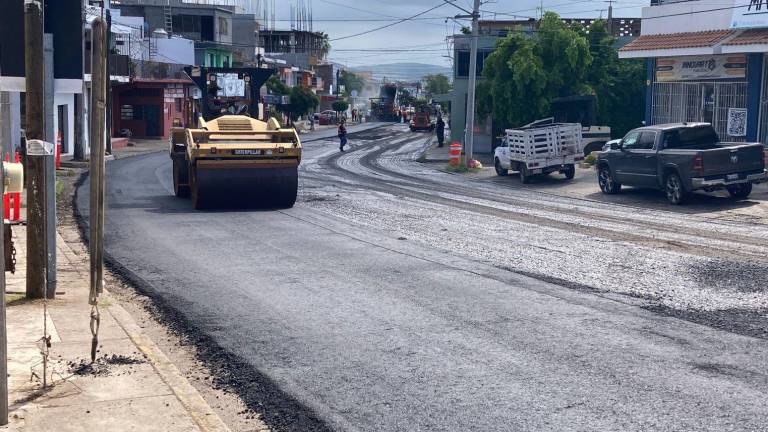 Las obras en la avenida Pesqueira superan los 1.12 kilómetros de largo y 12 metros de ancho.