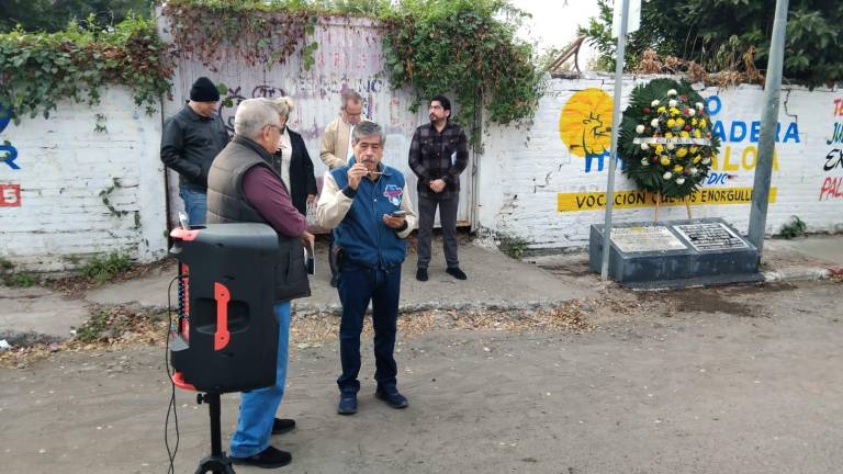 Activistas montaron guardias y conmemoraron el aniversario número 76 de la Declaración Universal de los Derechos Humanos.