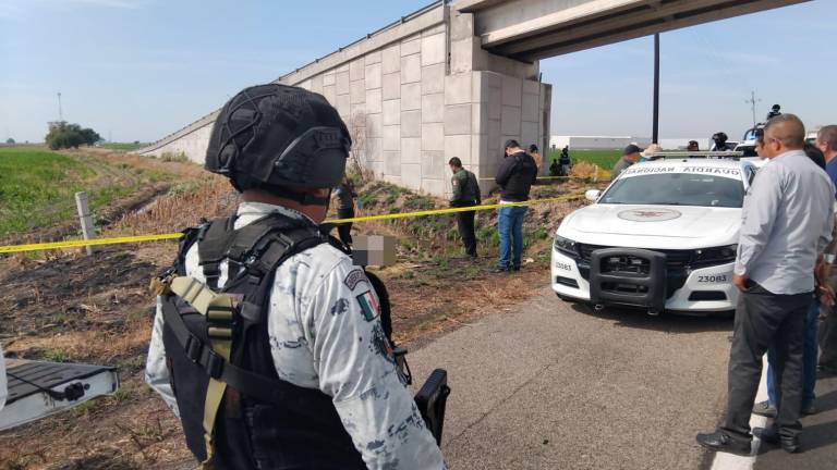 Encuentran a tres hombres mutilados y asesinados cerca de caseta de cobro de San Pedro, Navolato