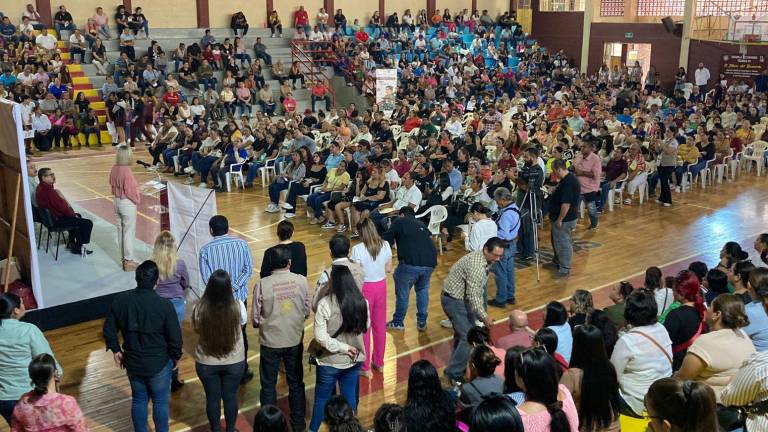 En las instalaciones de la ETI 5, en Mazatlán, se instaló la asamblea informativa para dar a conocer detalles de la nueva beca.