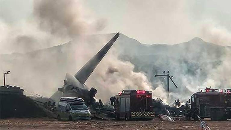 Accidente aéreo en Corea del Sur dejaría 179 muertos; solo dos pasajeros sobreviven