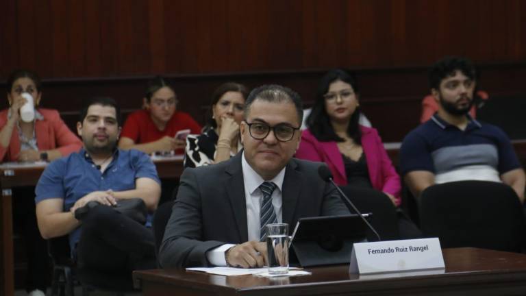 Fernando Ruiz Rangel busca encabezar el Órgano Interno de Control de la Fiscalía General del Estado.