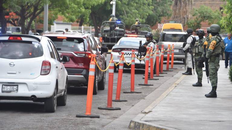 Elementos de la Guardia Nacional y del Ejército llegaron a la Central Camionera tras la agresión a balazos.