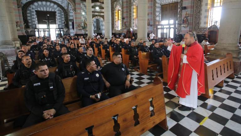 Celebración eucarística en la Catedral Basílica de la Inmaculada Concepción por el Día del Policía.