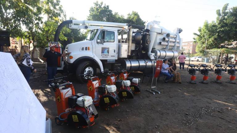 Recibe Jumapam equipo para mejorar servicio a Mazatlán