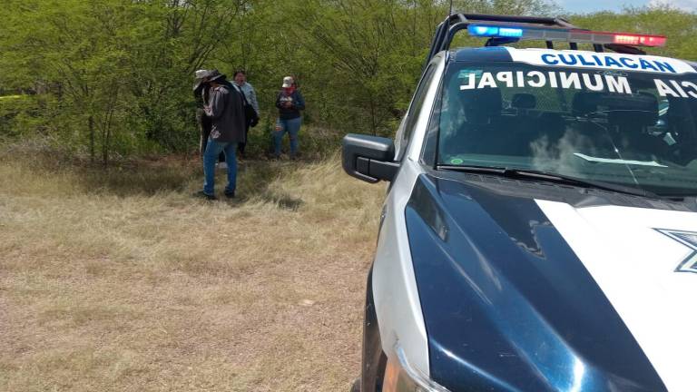 Los huesos fueron localizados en una zona enmontada de La Costerita, cerca de una pensión de vehículos y unas bodegas en renta.