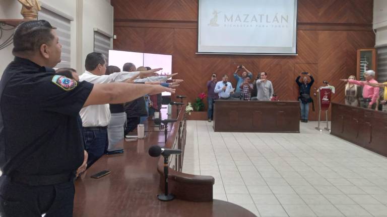 Integran Comité Técnico de Municipalización en Mazatlán y toman protesta a sus integrantes