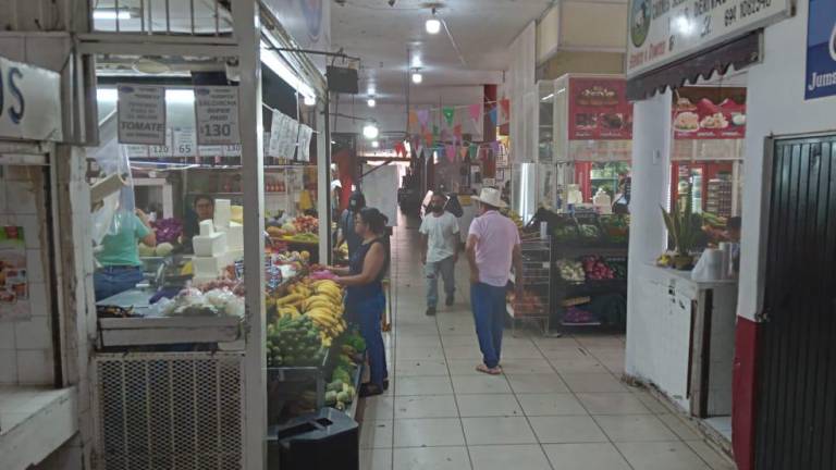 Comerciantes de Rosario piden que se generen apoyos y que se limiten los permisos a los comerciantes foráneos.