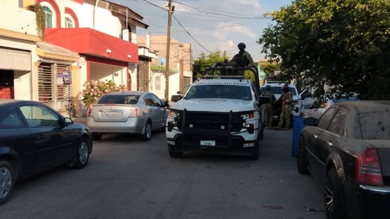 Localizan vivienda y vehículo con impactos de bala en Culiacán, tras alerta de civiles disparando al aire