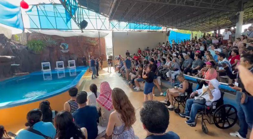 $!Disfrutan agentes de viajes del País del Gran Acuario Mazatlán