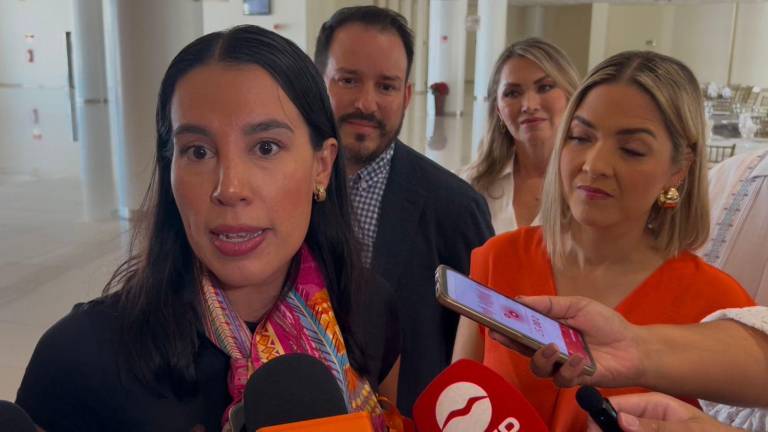 Ya está en Mazatlán, Josefina Rodríguez, Secretaria de Turismo federal, en su primera visita oficial