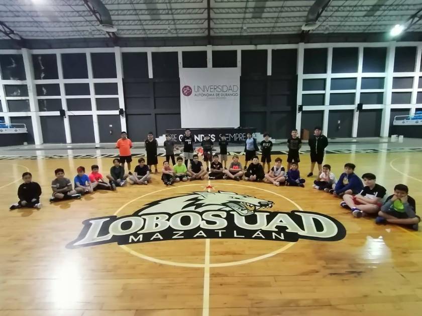Basquetbolistas de Mazatlán buscarán becas deportivas de la Universidad  Autónoma de Durango