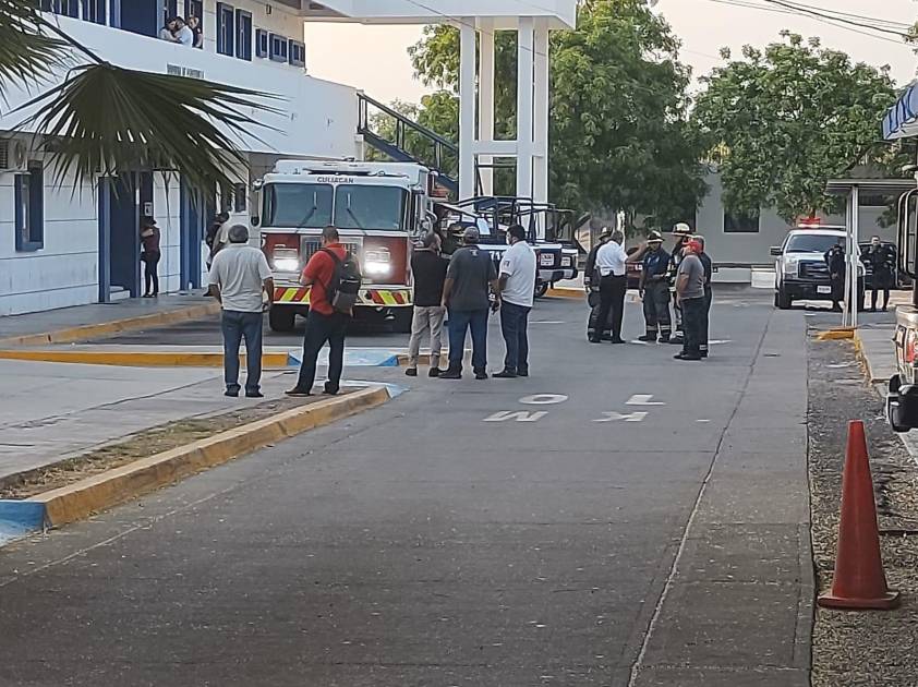 Se Registra Conato De Incendio Al Interior De La SSPyTM De Culiacán