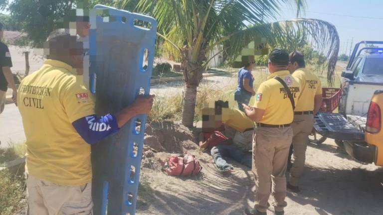 Embiste camioneta a motociclista que viajaba en la Escuinapa-Teacapán