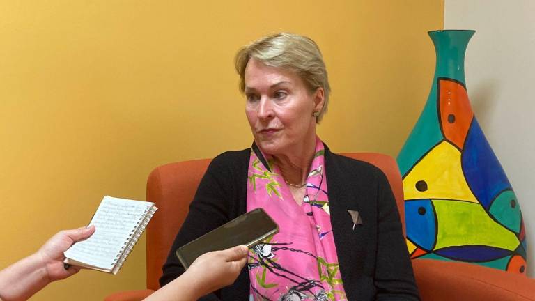 La doctora Frances Arnold, Premio Nobel de Química 2018, visitó Mazatlán para ser la ponente principal del XXXIV Congreso Nacional de Bioquímica.