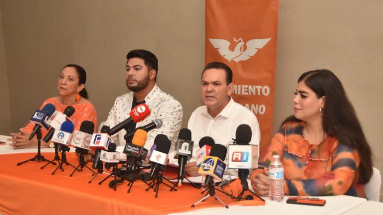 Conferencia de Movimiento Ciudadano en Sinaloa.