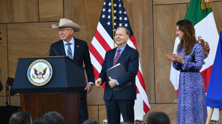 El Embajador Ken Salazar dijo que aún se necesita mucho trabajo para garantizar la seguridad en México y Estados Unidos.