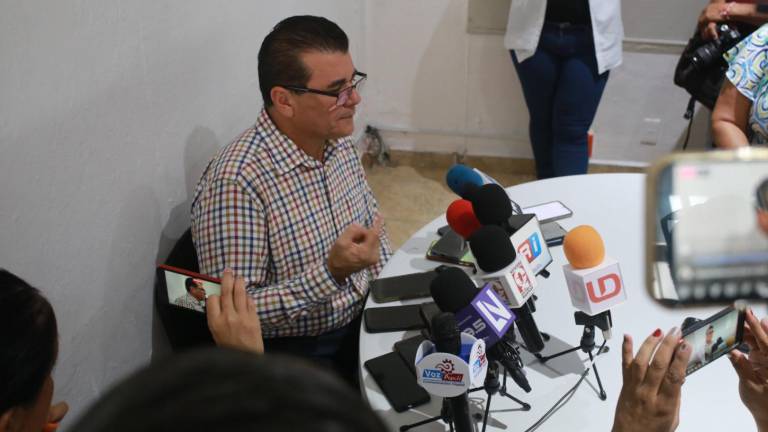 El Alcalde de Mazatlán señaló que la apertura a ex militantes de otros partidos no es para sorprender.